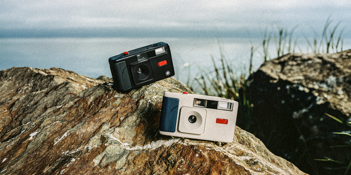 Long Weekend 35mm Film Camera - Black